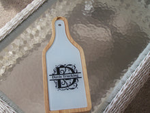 Load image into Gallery viewer, Personalized Cheese and wine set, wine set, wedding gift, realtor gift